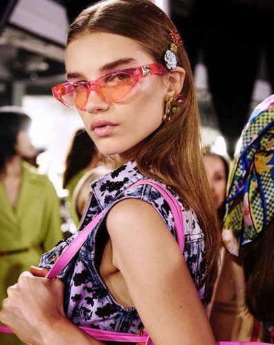 versace-occhiali-da-sole-donna-collezione-primavera-estate-2019