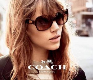 coach-occhiali-da-sole-donna-collezione-primavera-estate-2020