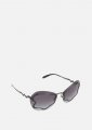emporio-armani-occhiali-da-sole-donna-autunno-inverno-2017-2018.5