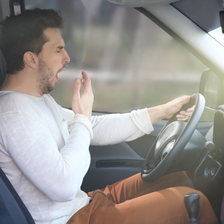 colpo-di-sonno-guida