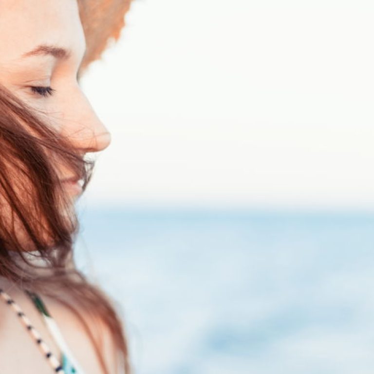 occhi-con-sabbia-vento-sole