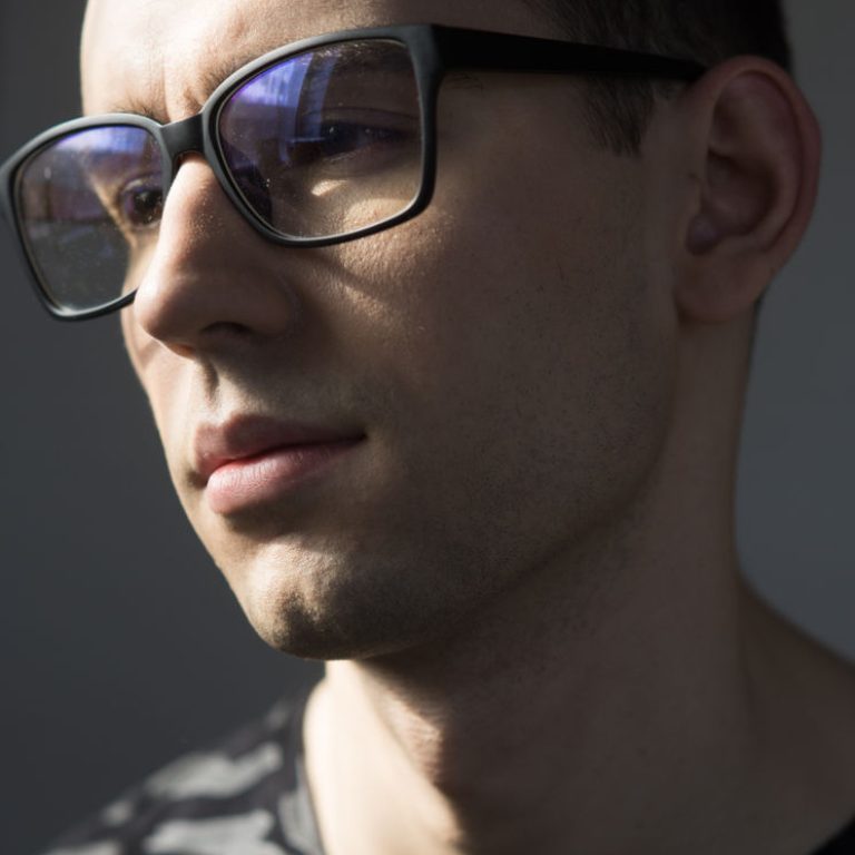 occhiali-con-lenti-antiriflesso