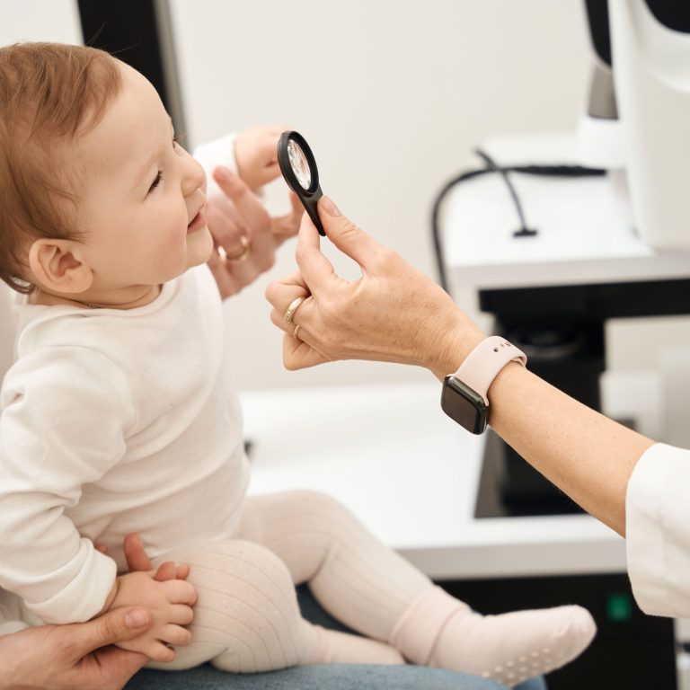 visita-oculistica-pediatrica